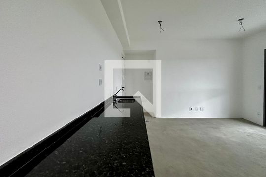 Cozinha de apartamento à venda com 1 quarto, 51m² em Santo Amaro, São Paulo