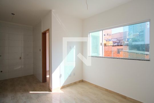 Apartamento à venda com 2 quartos, 40m² em Penha de França, São Paulo