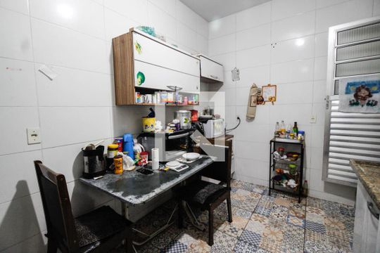 Cozinha de casa à venda com 4 quartos, 180m² em Vila Barbosa, São Paulo
