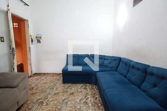 Sala de casa à venda com 4 quartos, 180m² em Vila Barbosa, São Paulo