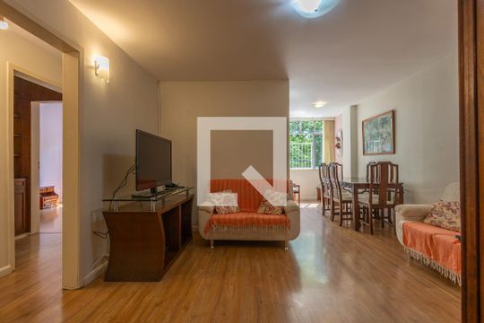 Apartamento para alugar com 3 quartos, 70m² em Grajaú, Rio de Janeiro