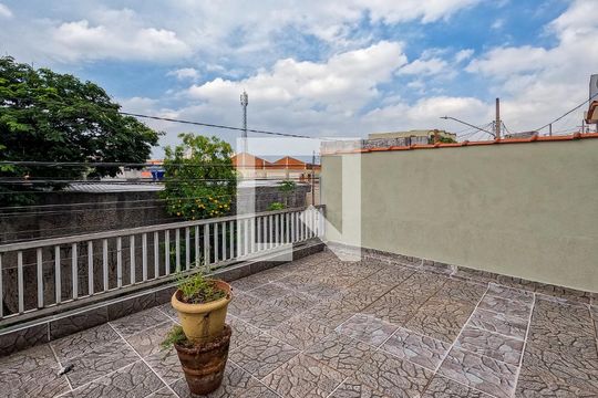 Varanda de casa para alugar com 3 quartos, 240m² em Jardim Sao Jose, São Paulo