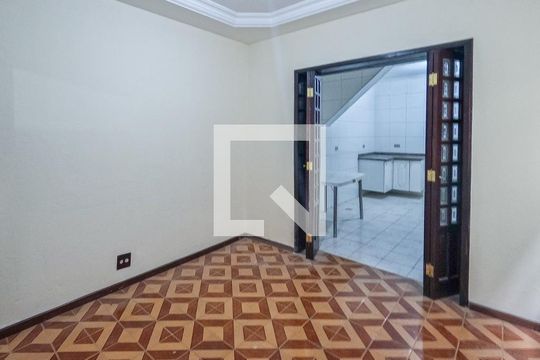 Sala de jantar de casa para alugar com 3 quartos, 240m² em Jardim Sao Jose, São Paulo