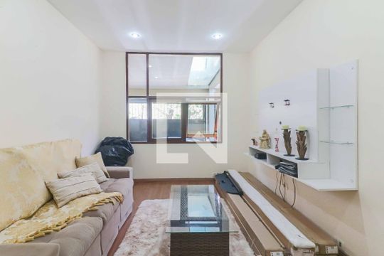 Sala TV de casa à venda com 5 quartos, 350m² em Cidade São Francisco, São Paulo