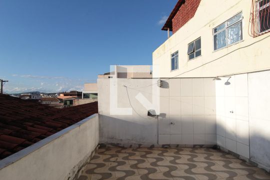 Terraço de casa à venda com 3 quartos, 150m² em  Santa Amélia, Belo Horizonte