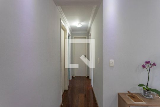 Corredor de apartamento para alugar com 3 quartos, 94m² em Parque Sete de Setembro, Diadema