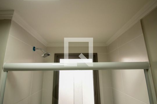 Banheiro de apartamento para alugar com 1 quarto, 32m² em Vila Prudente, São Paulo