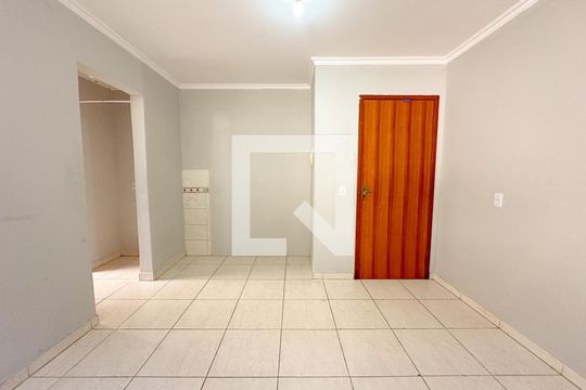 Sala de apartamento para alugar com 1 quarto, 40m² em Ingleses Norte, Florianópolis