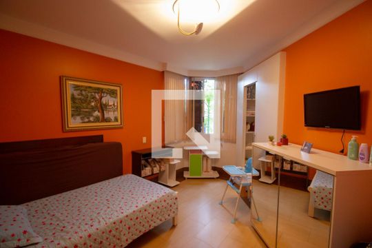 Sala de casa à venda com 5 quartos, 314m² em Metropolitano, Brasília