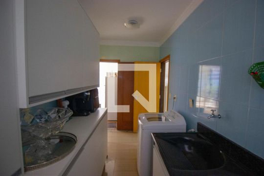 Área de Serviço de casa à venda com 5 quartos, 314m² em Metropolitano, Brasília