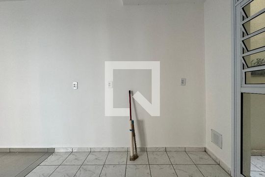Sala/Cozinha de apartamento à venda com 2 quartos, 45m² em Campina, São Leopoldo