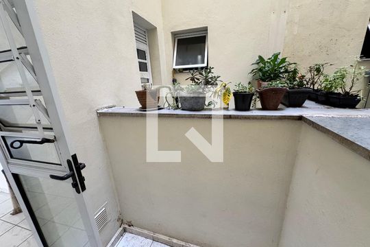 Varanda de apartamento à venda com 2 quartos, 45m² em Campina, São Leopoldo