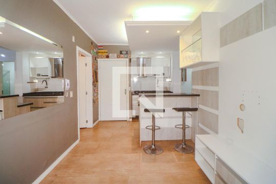Sala de apartamento à venda com 2 quartos, 57m² em Sarandi, Porto Alegre