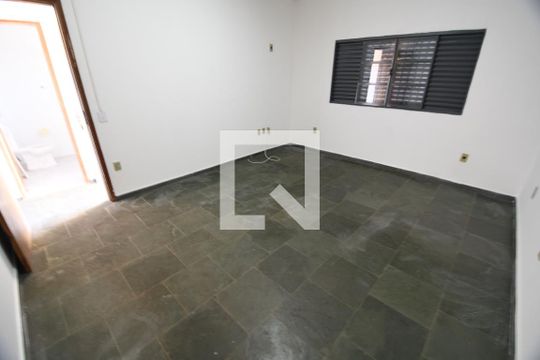 Casa à venda com 4 quartos, 166m² em Jardim Dom Bosco, Campinas