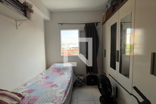 Quarto 2 de apartamento para alugar com 2 quartos, 65m² em Macuco, Santos