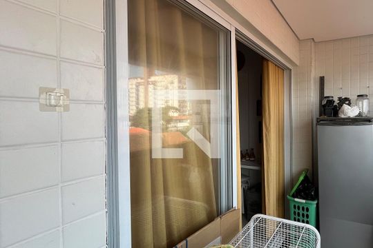 Varanda gourmet de apartamento para alugar com 2 quartos, 65m² em Macuco, Santos