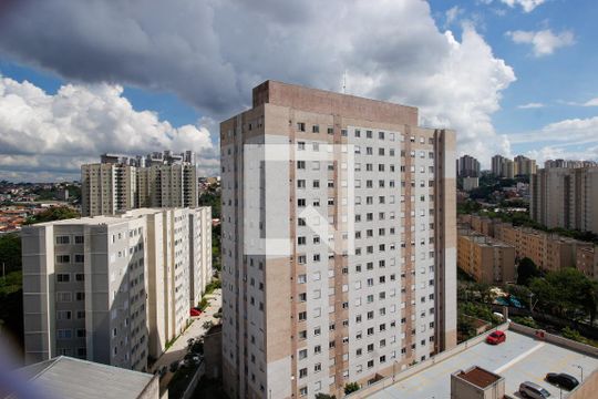 Vista do Quarto 1 de apartamento à venda com 2 quartos, 60m² em Vila Pirajussara, São Paulo