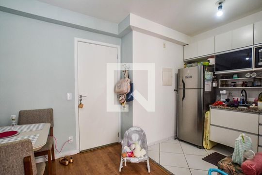 Sala de apartamento à venda com 1 quarto, 38m² em Vila Sao Pedro, Santo André