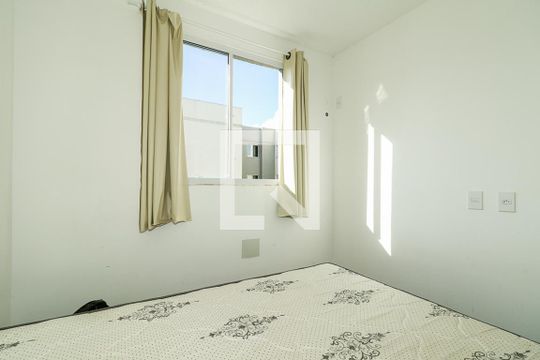 Quarto 2 de apartamento para alugar com 2 quartos, 39m² em Parque Santa Fé, Porto Alegre