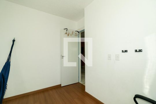 Quarto 1 de apartamento para alugar com 2 quartos, 39m² em Parque Santa Fé, Porto Alegre
