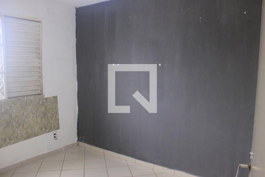 Quarto 2 de apartamento à venda com 2 quartos, 43m² em Jardim Ottawa, Guarulhos
