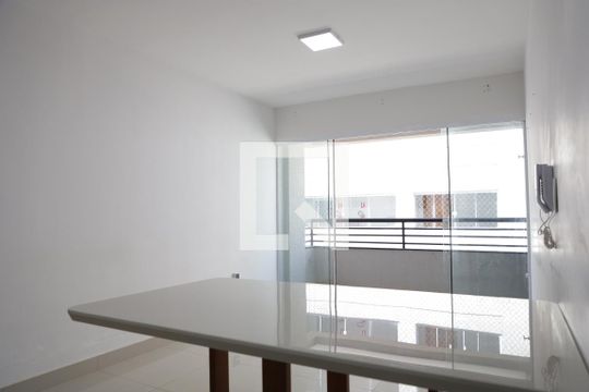 Apartamento para alugar com 2 quartos, 60m² em Vila Rosa, Goiânia