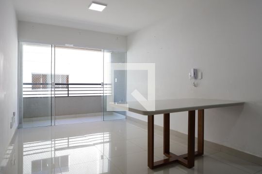 Apartamento para alugar com 2 quartos, 60m² em Vila Rosa, Goiânia