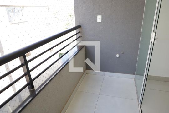 Apartamento para alugar com 2 quartos, 60m² em Vila Rosa, Goiânia