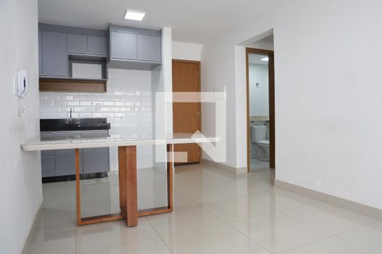 Apartamento para alugar com 2 quartos, 60m² em Vila Rosa, Goiânia