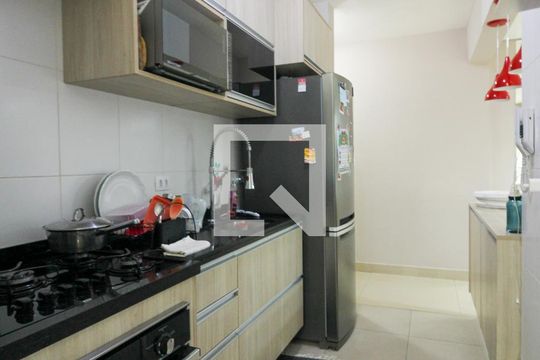 Cozinha de apartamento à venda com 4 quartos, 107m² em Vila Castelo, São Paulo