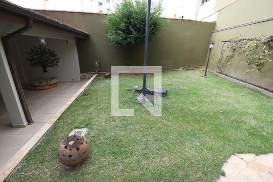 Jardim de casa à venda com 4 quartos, 282m² em Jardim Belo Horizonte, Campinas