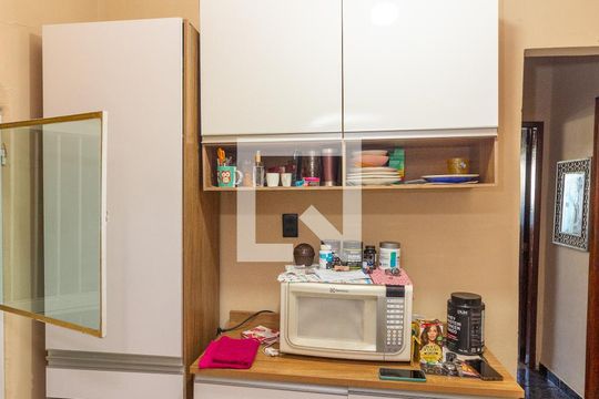 Cozinha de casa para alugar com 2 quartos, 170m² em Bento Ribeiro, Rio de Janeiro