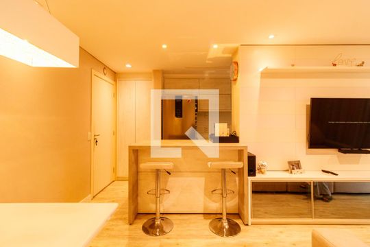 Cozinha de apartamento à venda com 2 quartos, 69m² em Vila Maria Alta, São Paulo