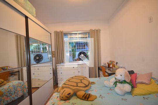 Quarto 1 de apartamento à venda com 3 quartos, 294m² em Vila Valqueire, Rio de Janeiro