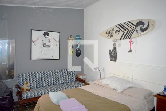 Edícula  de casa para alugar com 2 quartos, 100m² em Perdizes, São Paulo