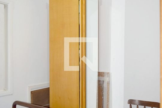 Quarto de casa para alugar com 2 quartos, 210m² em Perdizes, São Paulo