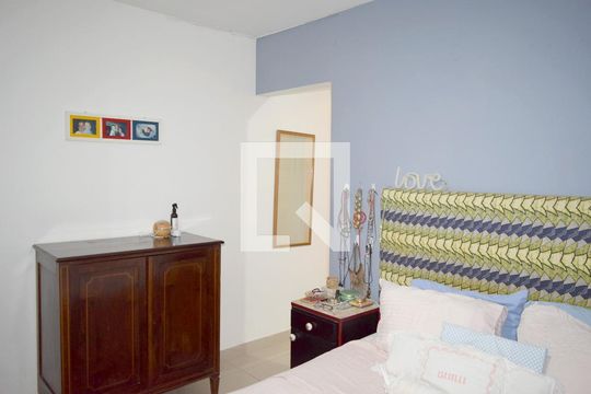 Suíte de casa para alugar com 2 quartos, 210m² em Perdizes, São Paulo