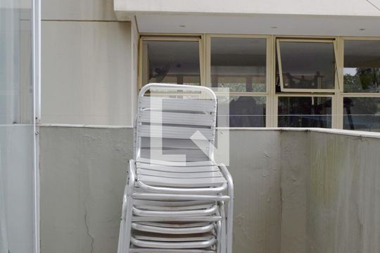 Varanda do quintal de casa à venda com 2 quartos, 210m² em Perdizes, São Paulo