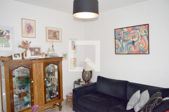 Sala de casa para alugar com 2 quartos, 210m² em Perdizes, São Paulo