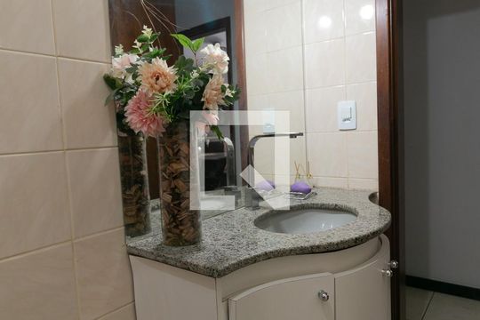 Banheiro Social de apartamento à venda com 3 quartos, 160m² em Santa Rosa, Belo Horizonte