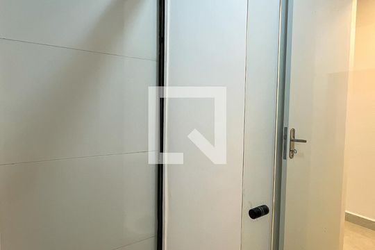 Banheiro de apartamento para alugar com 1 quarto, 30m² em Jardim Maristela, São Paulo