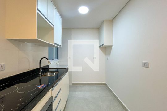 Cozinha e Área de Serviço de apartamento para alugar com 1 quarto, 30m² em Jardim Maristela, São Paulo