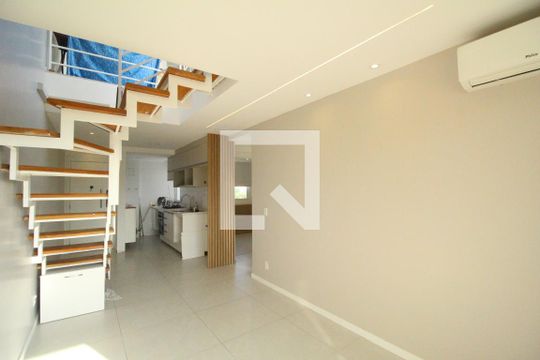 Sala de apartamento à venda com 2 quartos, 114m² em Taquara, Rio de Janeiro