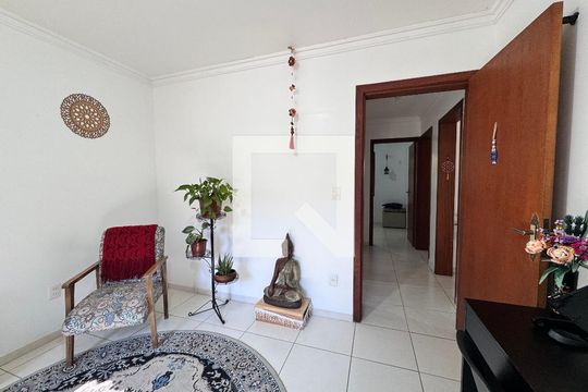 Escritório de casa à venda com 3 quartos, 159m² em Campestre, São Leopoldo