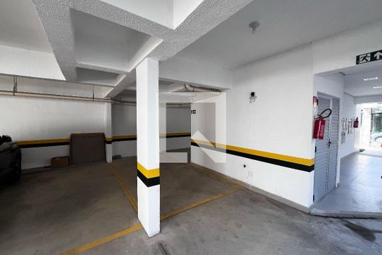 Garagem de apartamento à venda com 3 quartos, 78m² em Planalto, Belo Horizonte