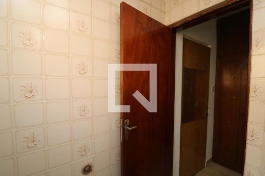 Banheiro da Suíte de casa à venda com 3 quartos, 225m² em Jardim Vila Formosa, São Paulo