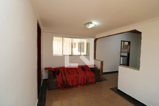 Sala de casa à venda com 3 quartos, 225m² em Jardim Vila Formosa, São Paulo