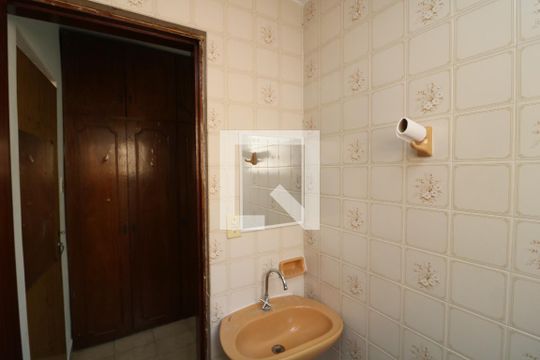 Banheiro da Suíte de casa à venda com 3 quartos, 225m² em Jardim Vila Formosa, São Paulo
