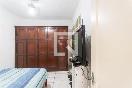 Quarto 1 de casa à venda com 2 quartos, 60m² em Benfica, Rio de Janeiro