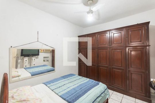 Quarto 1 de casa à venda com 2 quartos, 60m² em Benfica, Rio de Janeiro